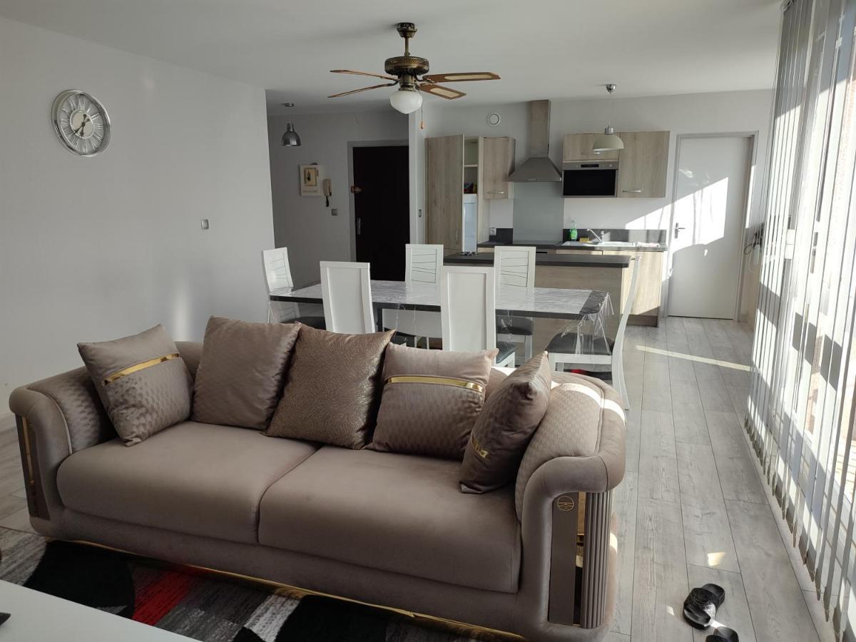Grand Et Superbe Appartement Proche Paris Creil Exteriér fotografie